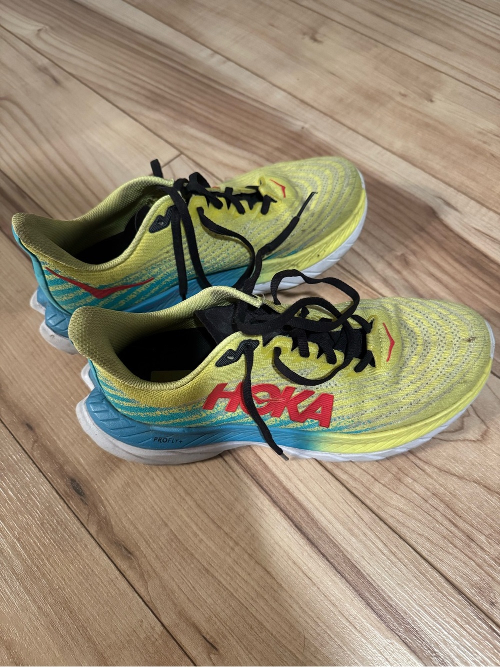 HOKA Mach 5